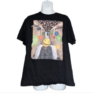Hot Topic Black Graphic Tee